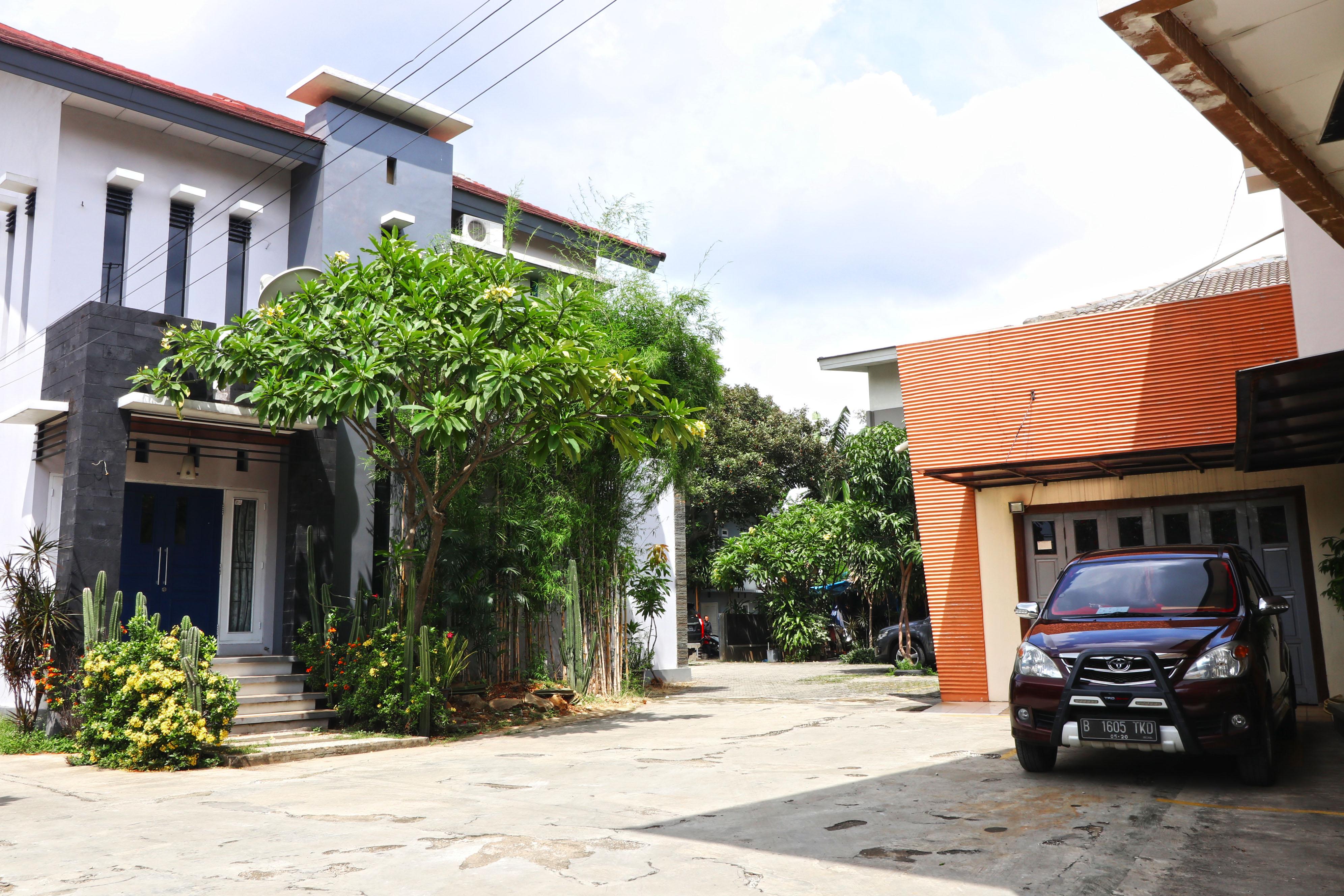 Bedur Homestay Syariah Bekasi Extérieur photo