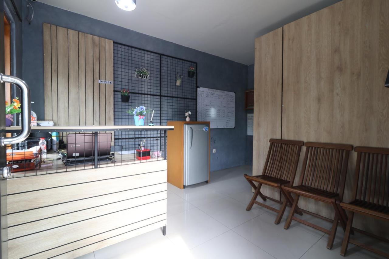 Bedur Homestay Syariah Bekasi Extérieur photo
